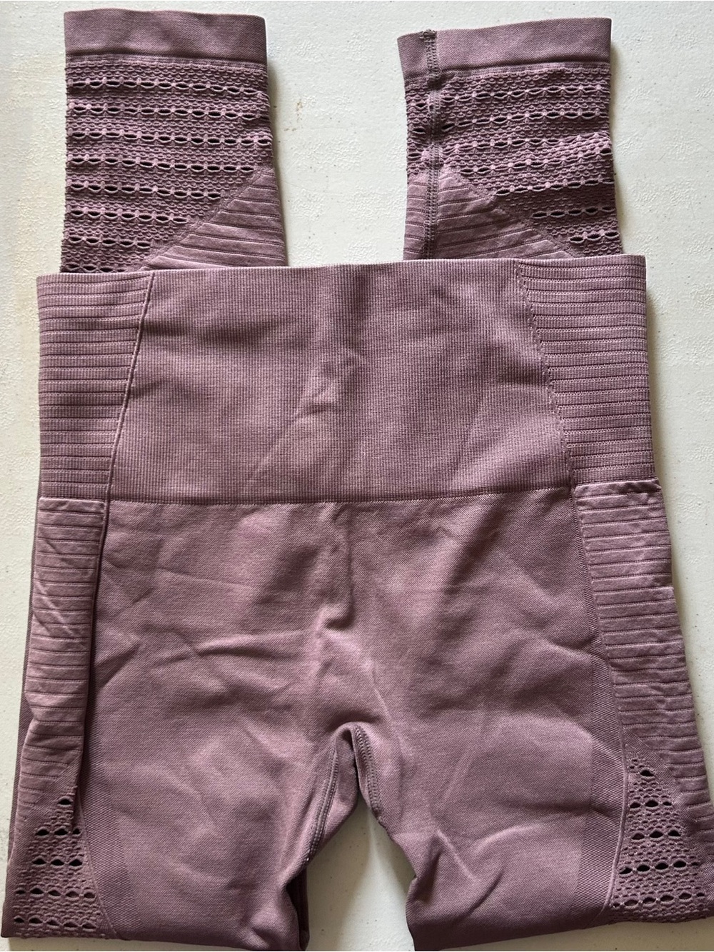 High-Waist Seamless Women’s Leggings in Dusty Mauve size medium